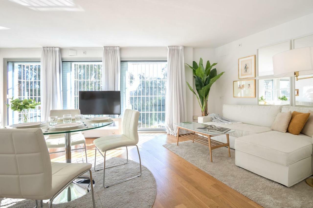 Betis Deluxe Riverside Севилья Экстерьер фото