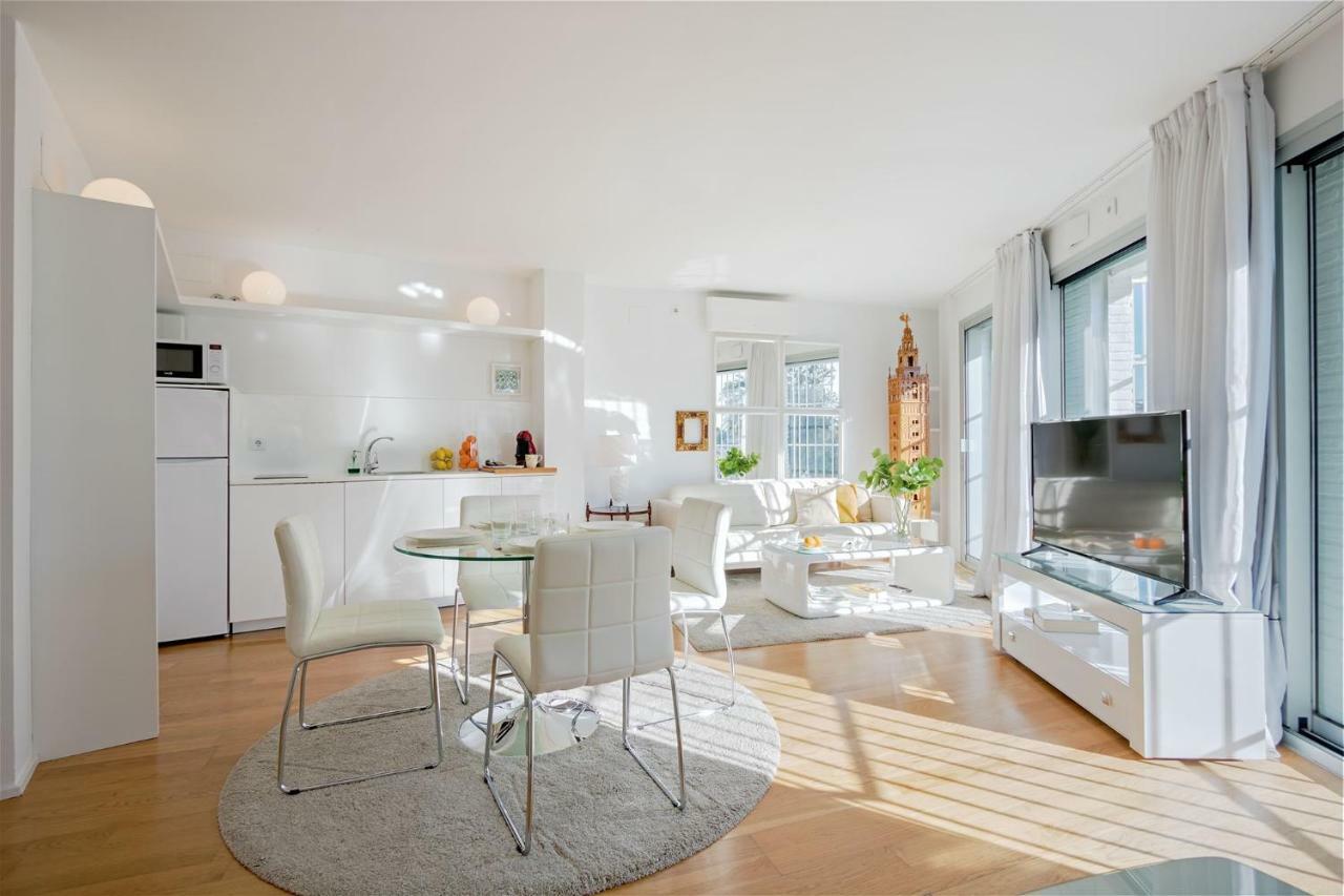 Betis Deluxe Riverside Севилья Экстерьер фото