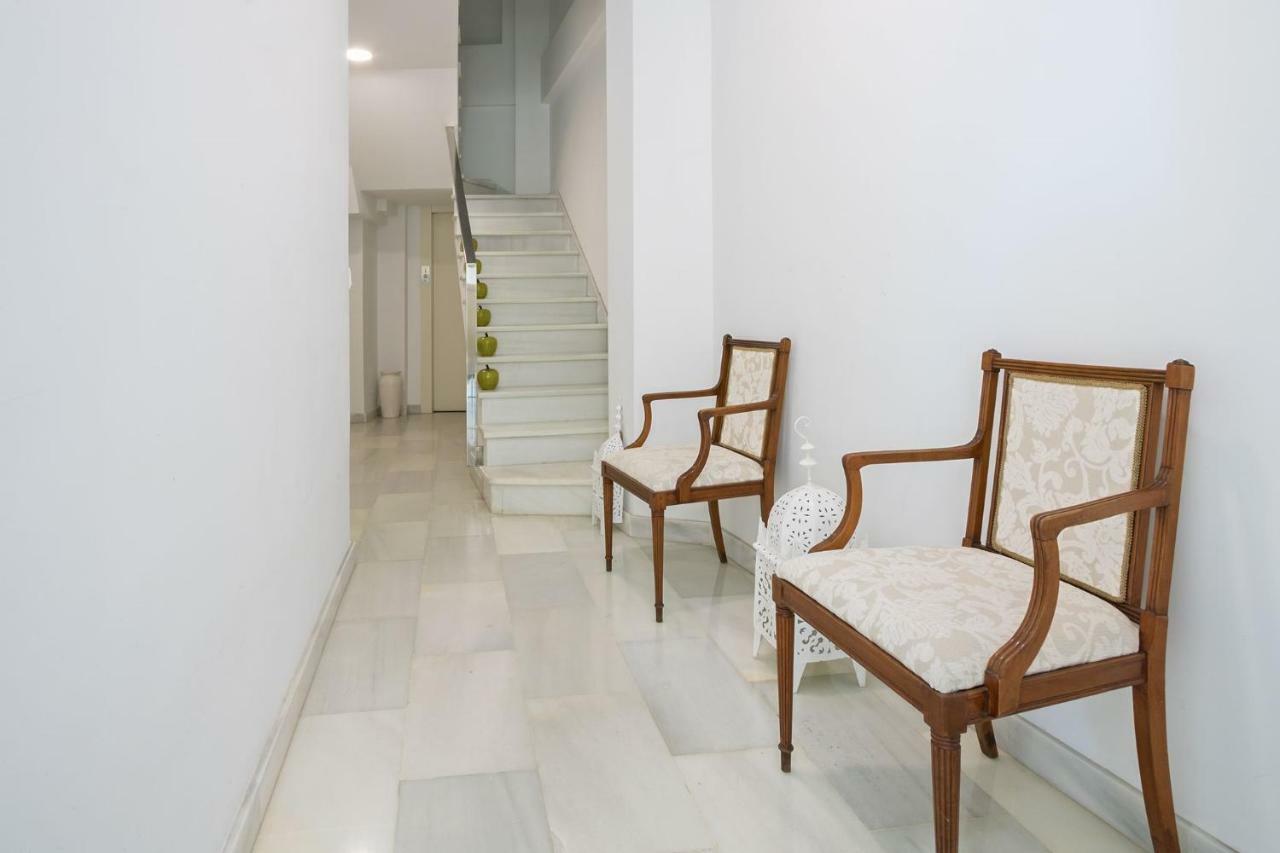 Betis Deluxe Riverside Севилья Экстерьер фото